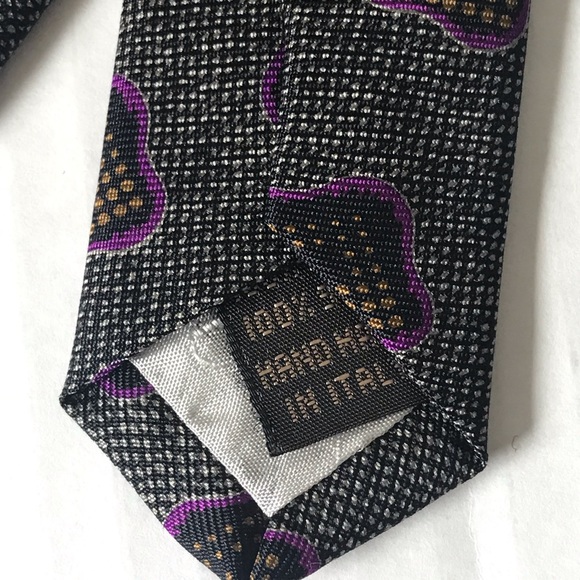Valentino Vintage Purple Print Silk Tie - Picture 6 of 6